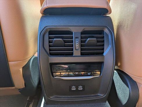 Used 2023 BMW i4 eDrive40 RWD image 13