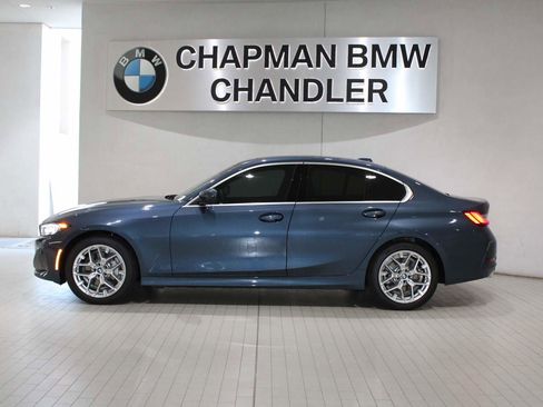 Used 2026 BMW 330i Sedan image 3