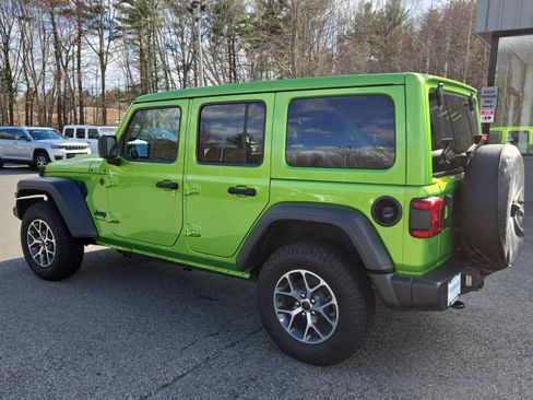 Used 2025 Jeep Wrangler Sport S image 7