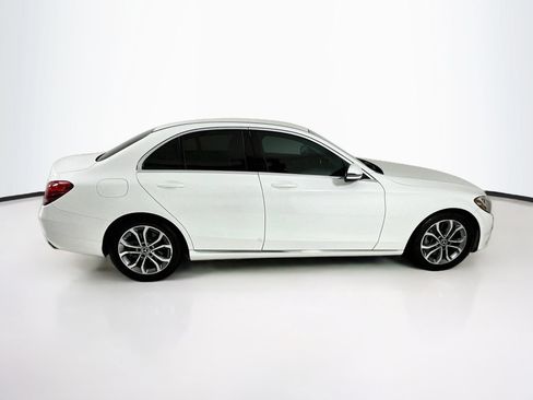 Used 2017 Mercedes-Benz C 300 Sedan image 9