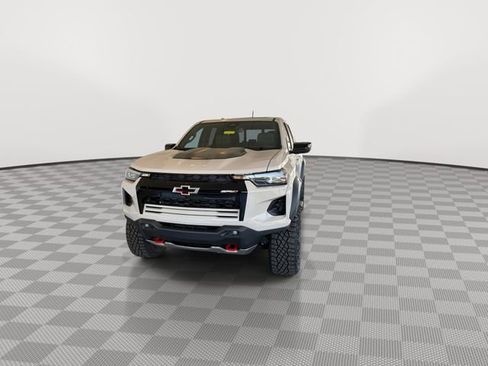 Used 2026 Chevrolet Colorado ZR2 AWD/4WD image 4