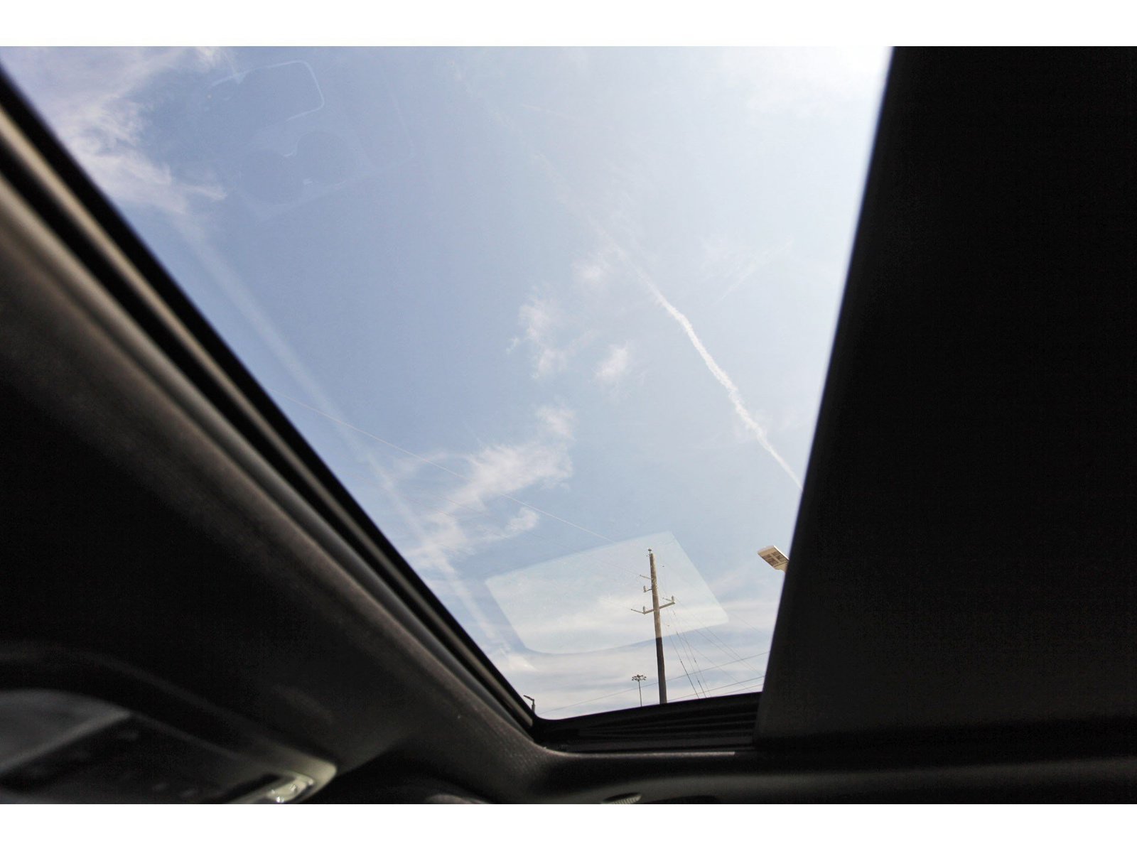 Used 2019 Jeep Grand Cherokee Overland RWD image 24