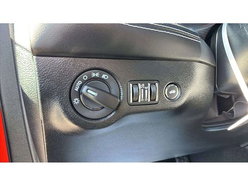 Used 2021 Dodge Challenger SRT Hellcat Redeye image 28