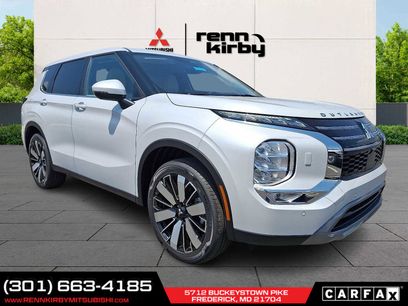 New 2025 Mitsubishi Outlander SE