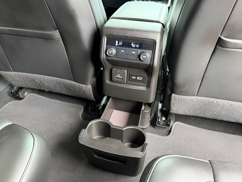 Used 2021 GMC Acadia SLT FWD image 31