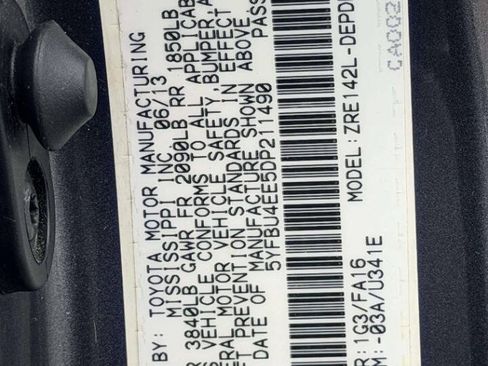 Used 2013 Toyota Corolla L FWD image 19