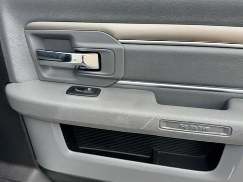 Certified 2019 RAM 1500 Classic SLT AWD/4WD image 23