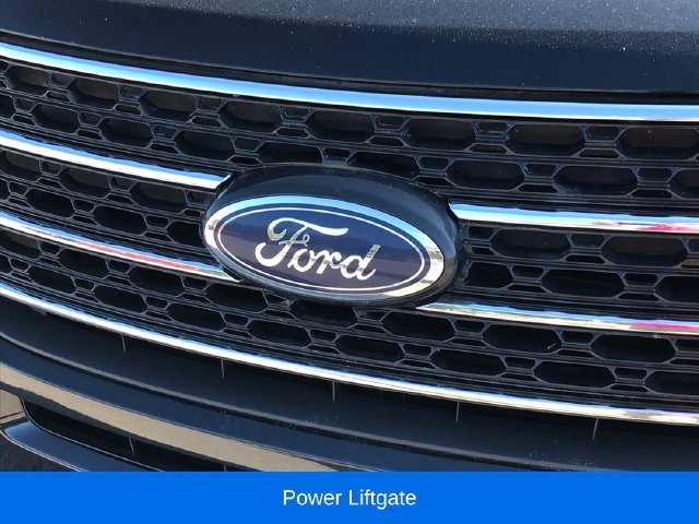 Used 2023 Ford Explorer XLT AWD/4WD image 5