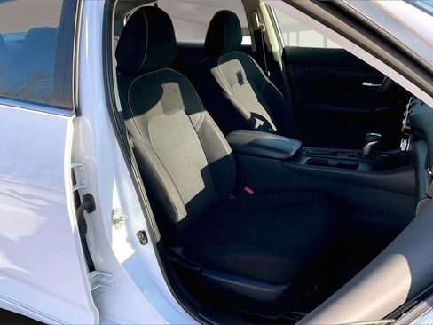 Used 2021 Nissan Sentra S image 27