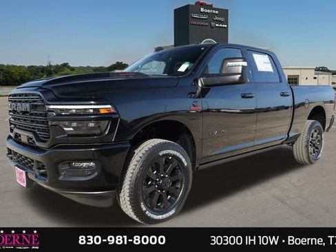 Used 2025 RAM 2500 Laramie AWD/4WD image 3