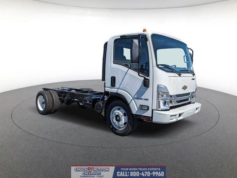 New 2024 Chevrolet Low Cab Forward RWD image 9