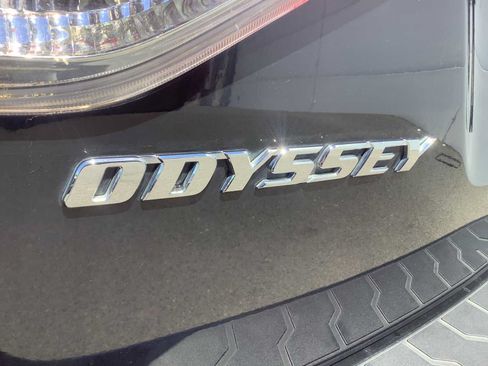 Used 2016 Honda Odyssey SE image 7