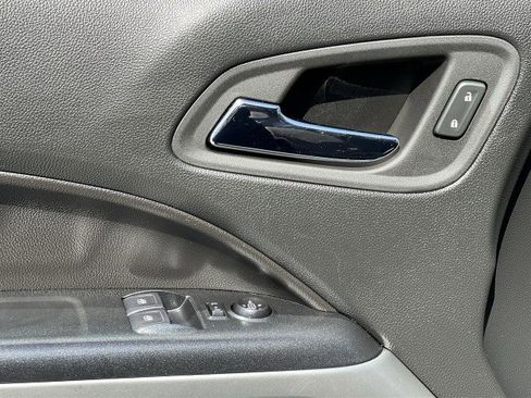 Used 2022 Chevrolet Colorado LT w/ Fleet Safety Package image 22