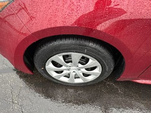 Used 2024 Toyota Corolla LE image 38