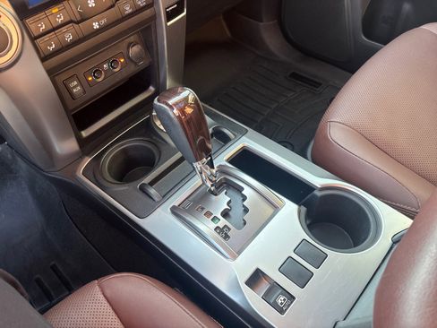 Used 2016 Toyota 4Runner Limited image 25