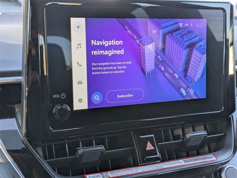 Used 2025 Toyota Corolla LE image 17