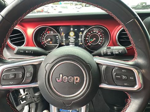 Used 2021 Jeep Wrangler Unlimited Rubicon image 17