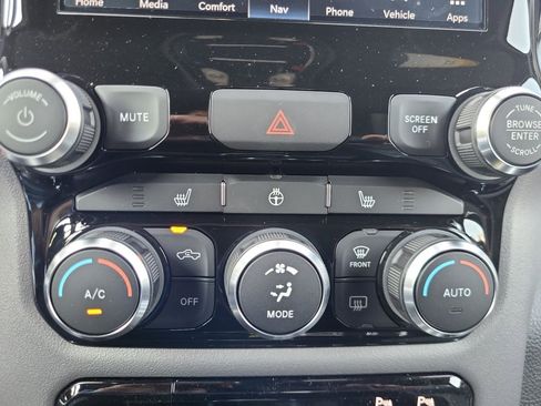 Used 2023 RAM 1500 Big Horn image 18