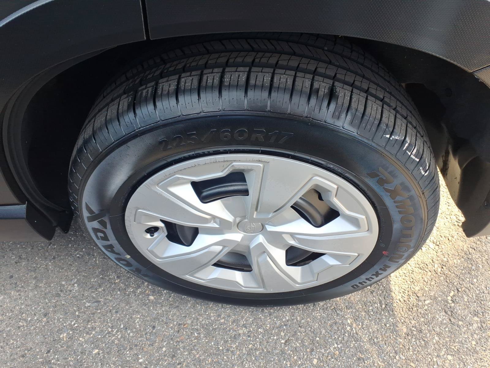 Used 2023 Subaru Forester AWD/4WD image 6