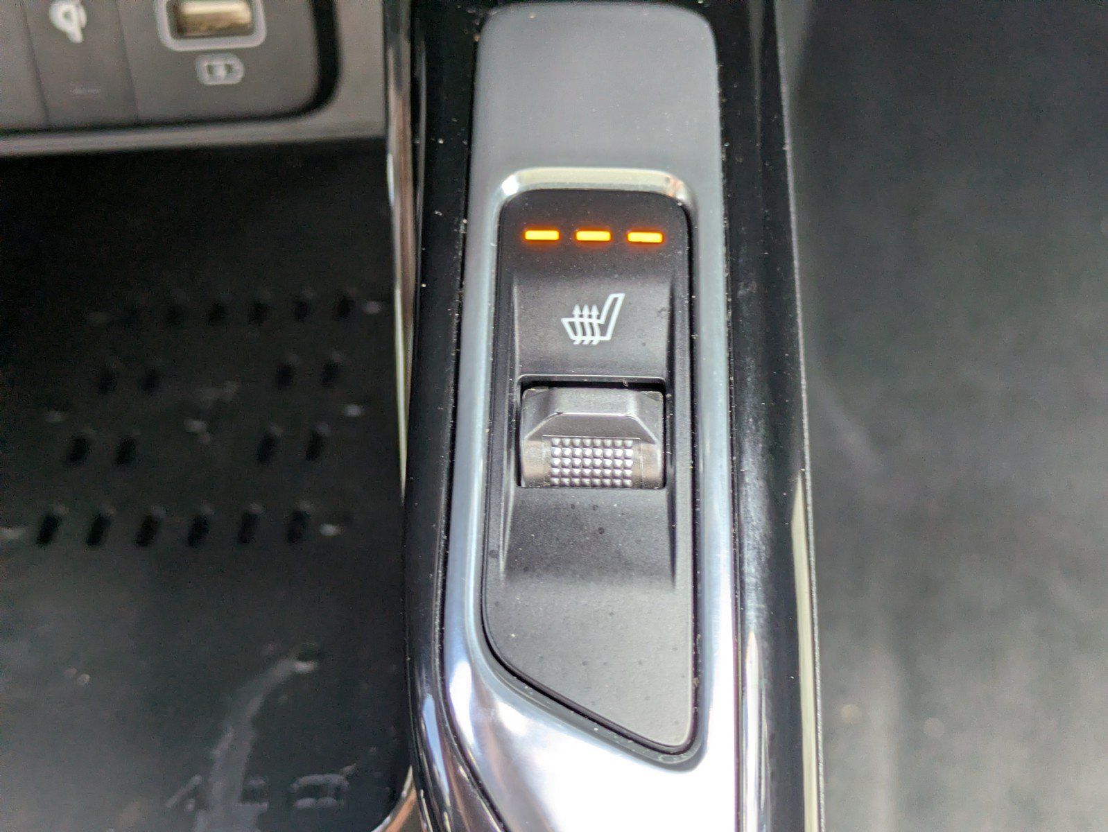 Certified 2023 Kia Sorento SX AWD/4WD image 29