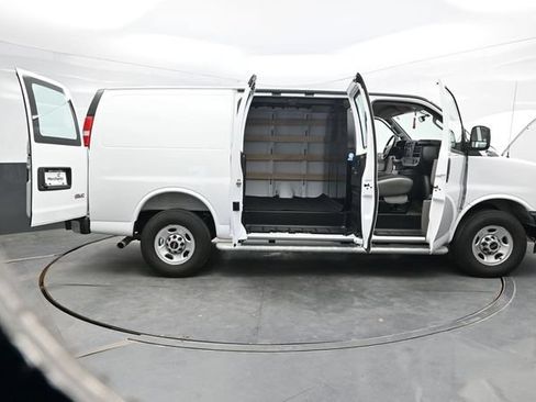 Used 2025 GMC Savana 2500 w/ Driver Convenience Package RWD image 57