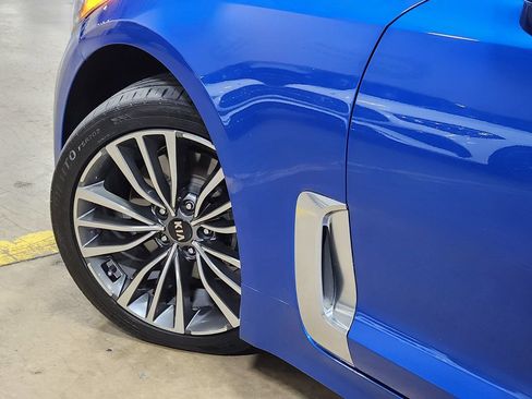 Used 2019 Kia Stinger Premium RWD image 23