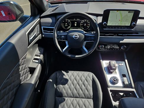 New 2026 Nissan Rogue Platinum AWD/4WD image 8