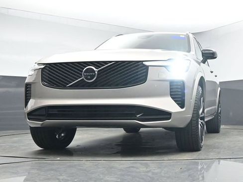 New 2026 Volvo XC90 B6 Ultra w/ Protection Package Premier image 40