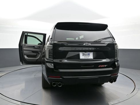Used 2026 Chevrolet Suburban RST w/ Comfort Package AWD/4WD image 51