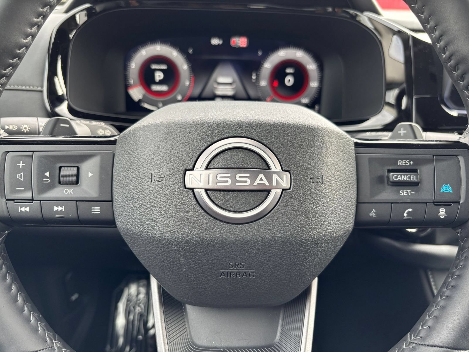 Used 2026 Nissan Pathfinder SL FWD image 29