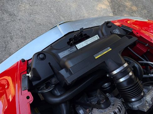 Used 2004 Chevrolet SSR w/ Preferred Equipment Group image 66