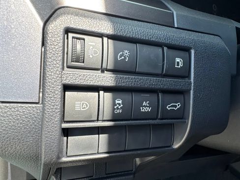 Certified 2026 Toyota 4Runner TRD Off-Road Premium AWD/4WD image 18