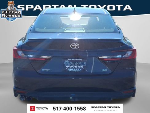 Used 2026 Toyota Camry SE FWD image 7