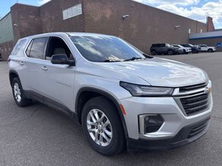Used 2022 Chevrolet Traverse LS video 2
