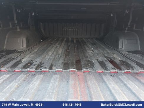 Used 2024 GMC Sierra 1500 AT4 w/ Technology Package image 12