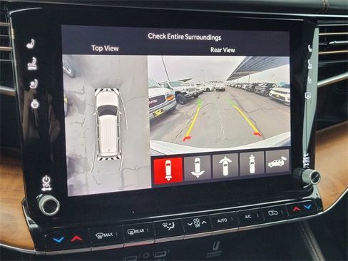 Certified 2024 Jeep Grand Wagoneer L Series III image 10