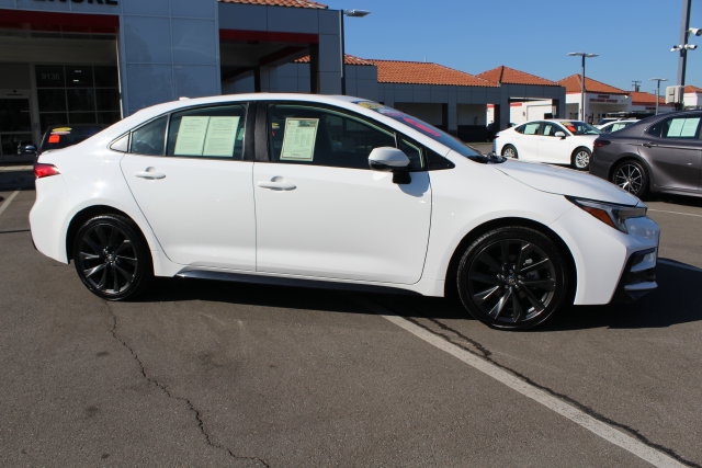 Certified 2024 Toyota Corolla SE w/ SE Package FWD image 18