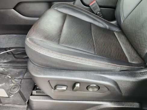 Used 2023 Chevrolet Tahoe High Country w/ Advanced Technology Package image 17