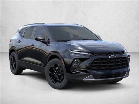 New 2026 Chevrolet Blazer LT FWD image 7