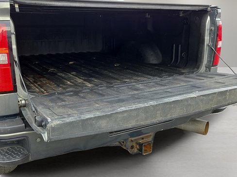 Used 2017 GMC Sierra 2500 Denali w/ Duramax Plus Package image 9