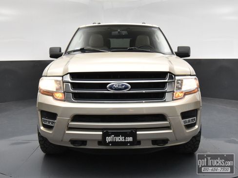 Used 2017 Ford Expedition EL XLT w/ Equipment Group 202A image 49