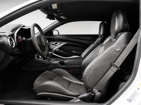 Used 2022 Chevrolet Camaro SS RWD image 20
