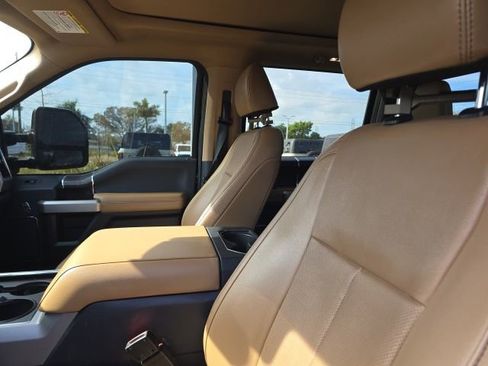 Used 2022 Ford F450 Lariat w/ Lariat Ultimate Package image 9