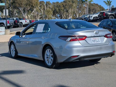 Used 2023 Toyota Camry LE image 12
