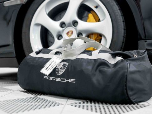 Used 2002 Porsche 911 GT2 RWD image 96
