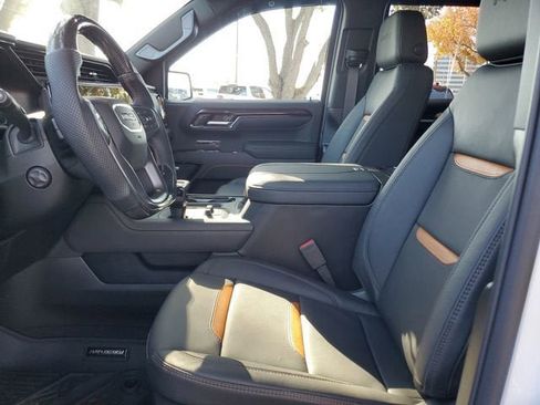 New 2026 GMC Sierra 1500 AT4 w/ Technology Package AWD/4WD image 21