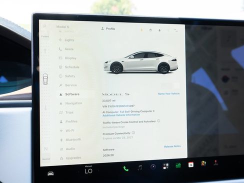 Used 2022 Tesla Model S AWD/4WD image 32