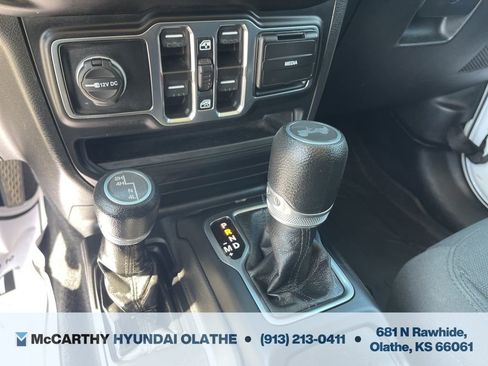 Used 2022 Jeep Wrangler Unlimited Sport AWD/4WD image 10