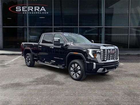 Used 2024 GMC Sierra 2500 Denali image 7