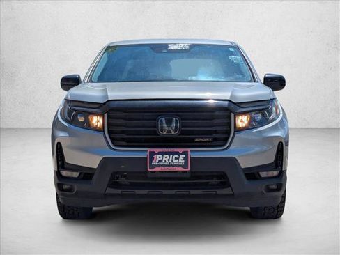 Used 2023 Honda Ridgeline Sport image 2